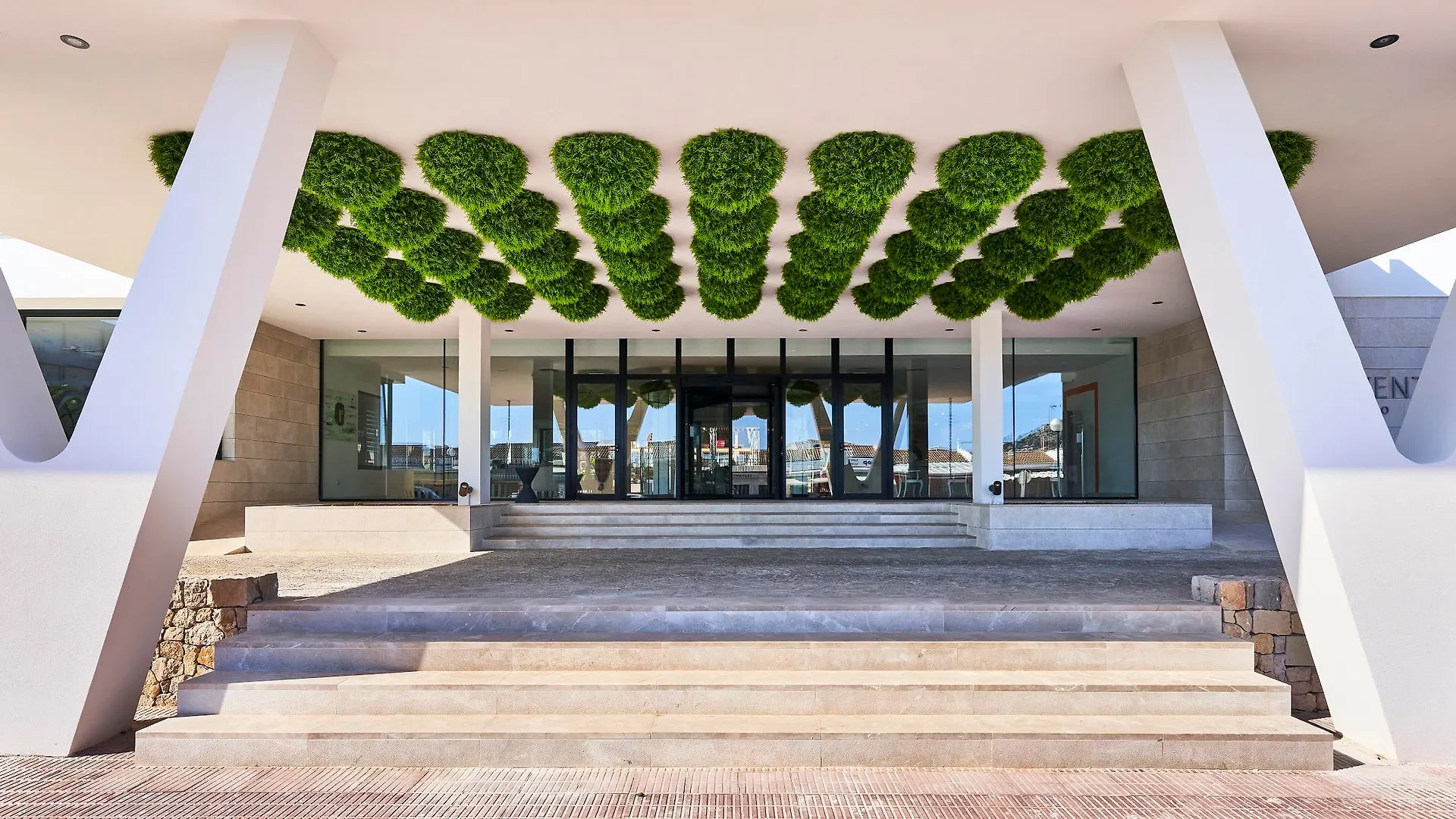 Hotel & Spa S'Entrador Playa Cala Ratjada  4*, Cala Ratjada (Mallorca)